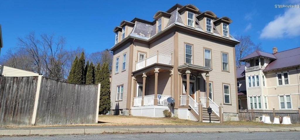 61 Elmwood Ave. - Photo 1