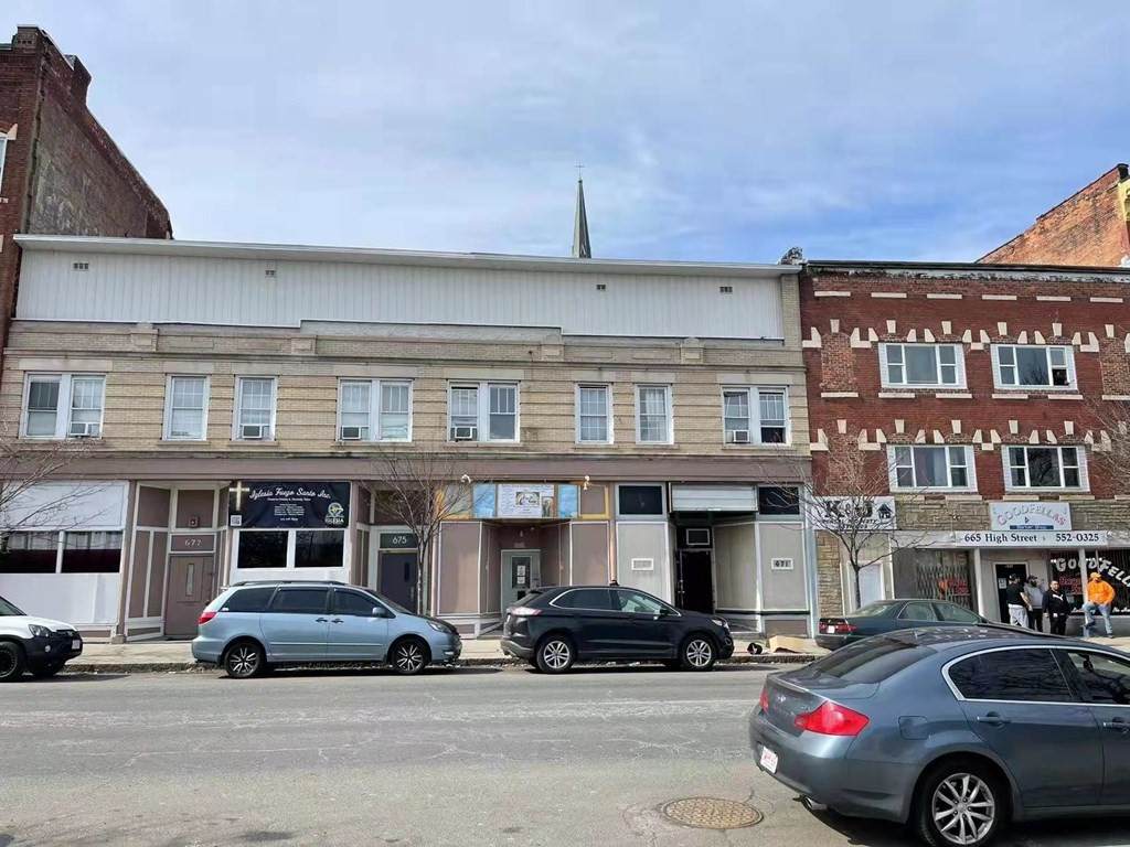 671-677 High St - Photo 1