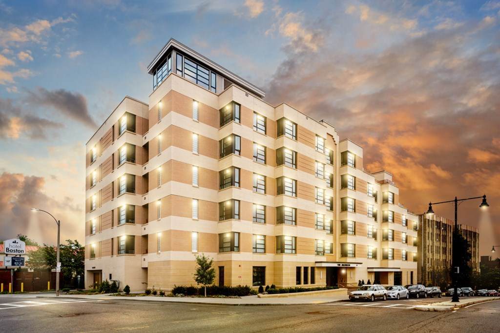 1650 Commonwealth Ave - Photo 1