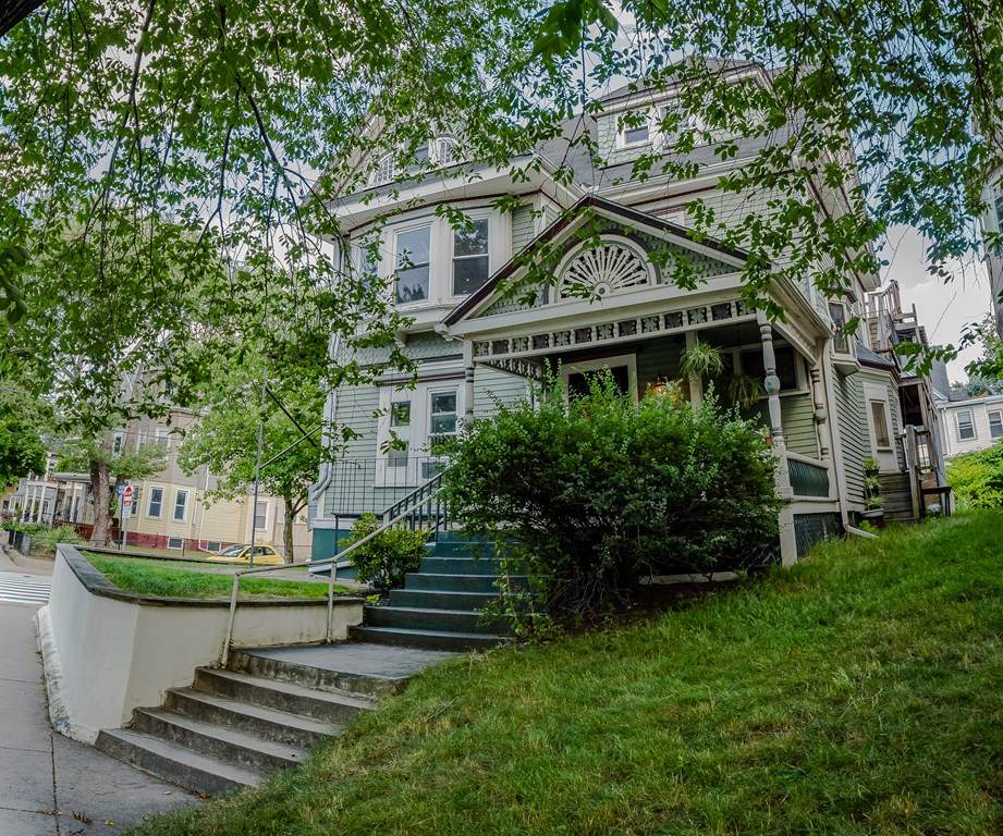 97 College Ave - Photo 1