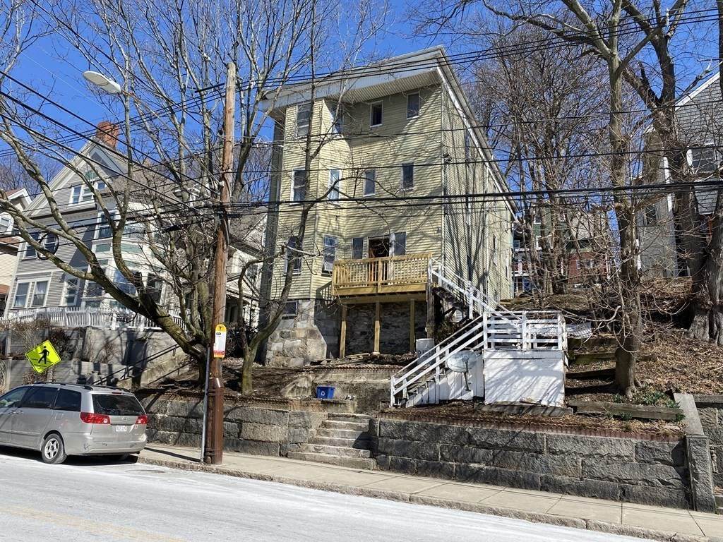 265 Washington Ave - Photo 1