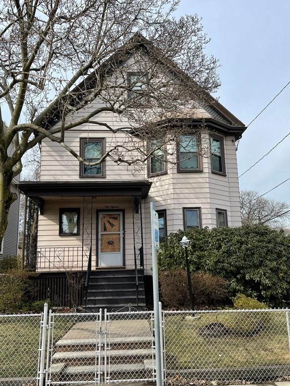 118 Garfield Ave - Photo 1