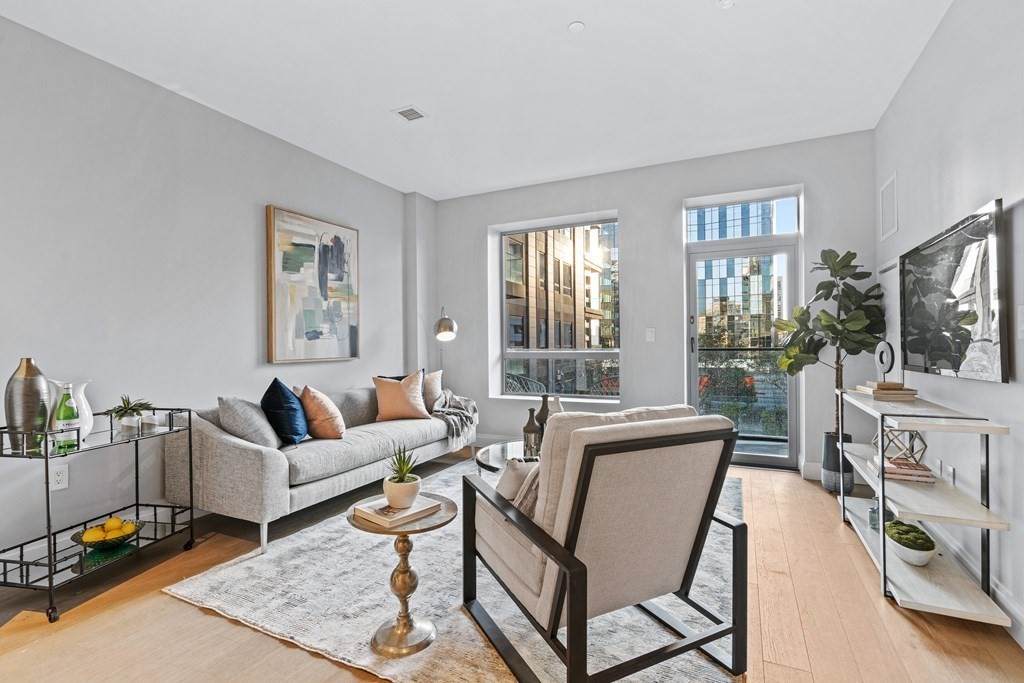 100 Shawmut Avenue - Photo 1