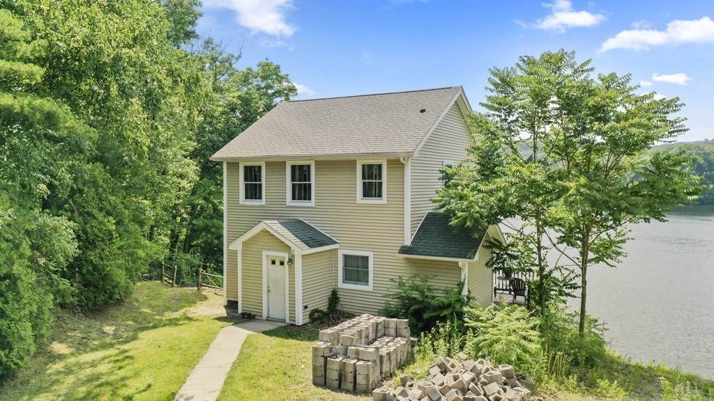 47-51 Lear Street - Photo 1