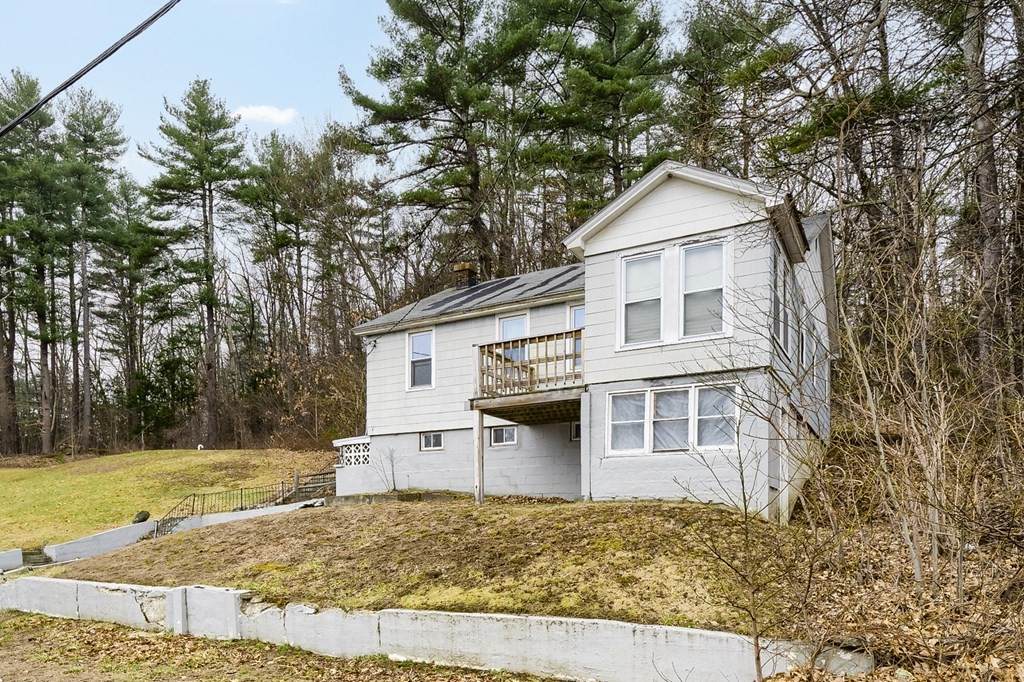 140 Leominster Rd - Photo 1