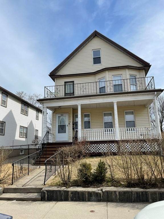 902 Hyde Park Ave - Photo 1