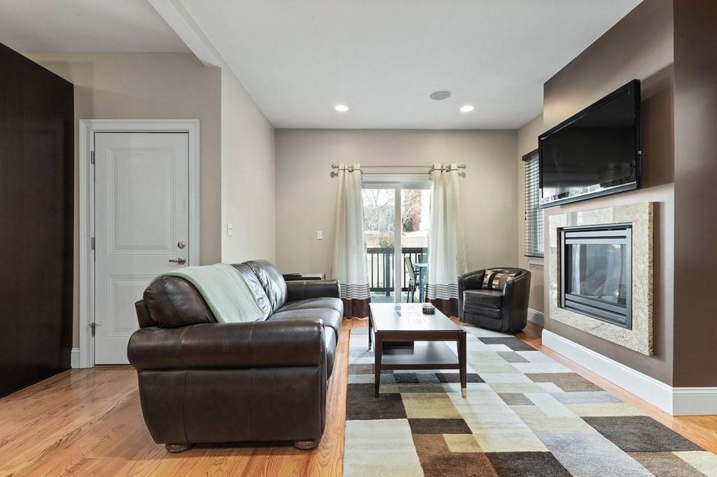 198 W. 6th Street - Photo 1