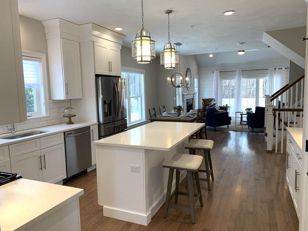 8 Spofford Rd - Photo 1