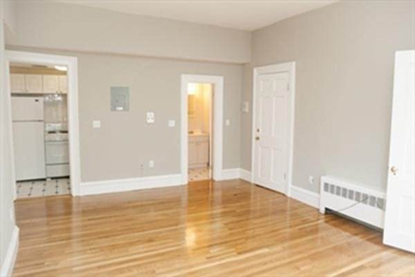 300 Marlborough Street - Photo 1