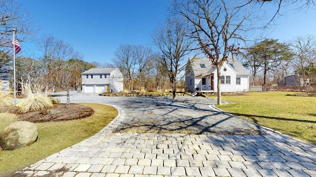 3 Boylston Dr - Photo 1