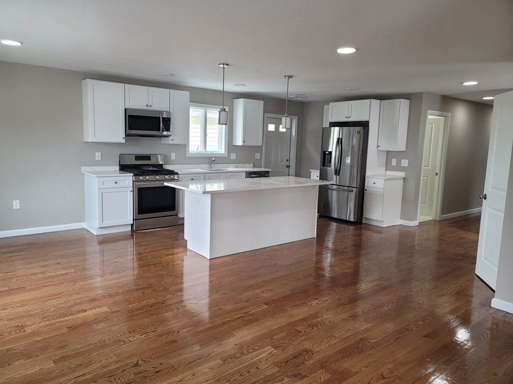 26 Cambridge - Photo 1