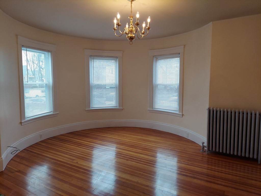 16 Columbia Rd - Photo 1