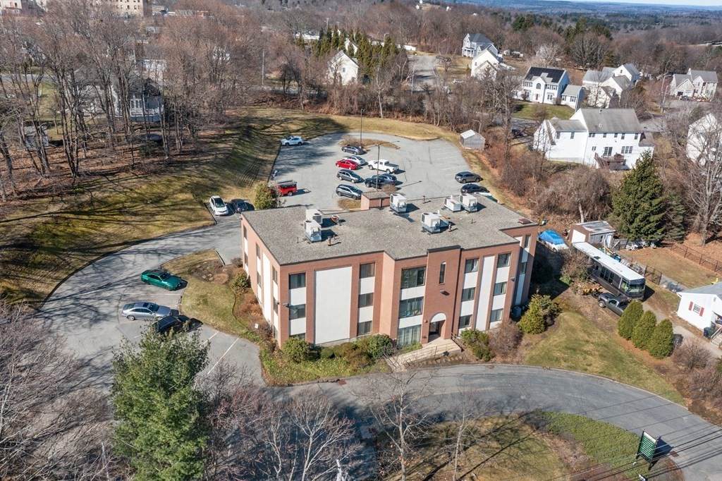 320 Bolton - Photo 1