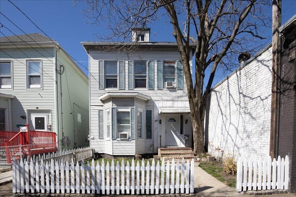 798 Broadway - Photo 1