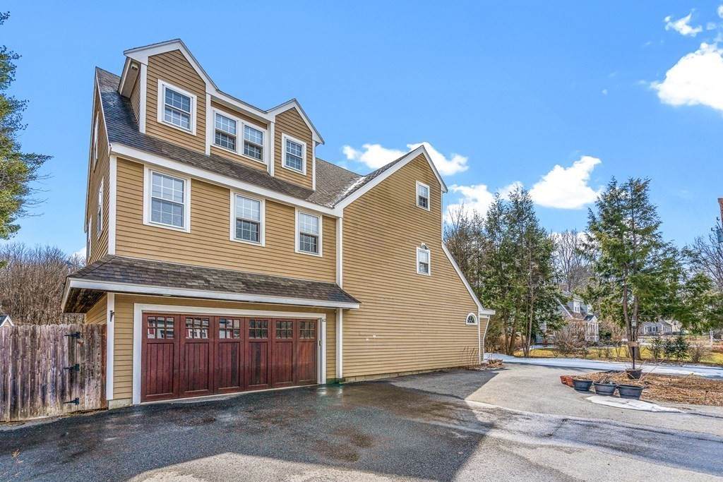 62 Liberty St - Photo 1