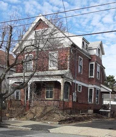 130 Boston Ave - Photo 1