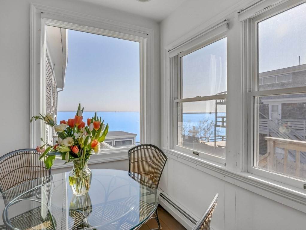 539 Commercial Street - Photo 1