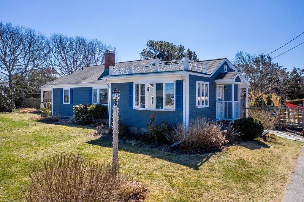 24 Mooring Rd - Photo 1