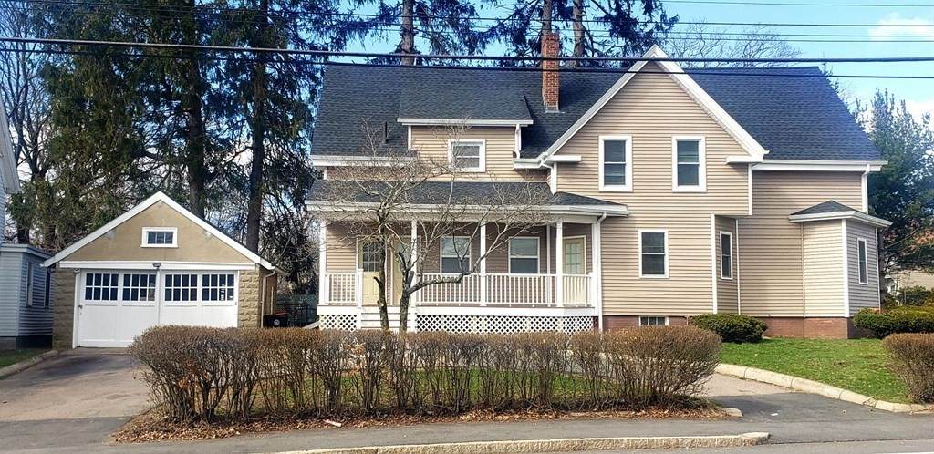 531 Ash St - Photo 1