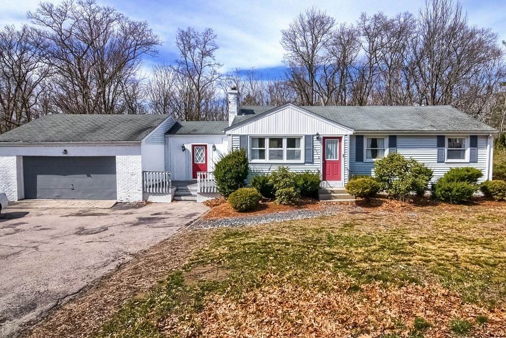 1076 S Main St - Photo 1