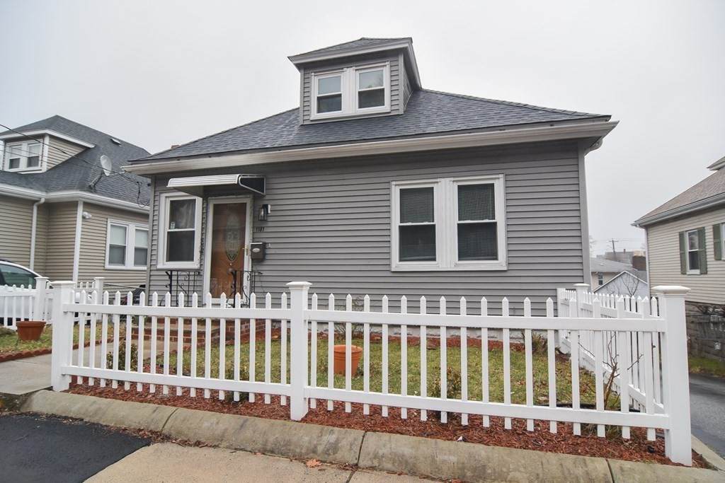 1181 Salem Street - Photo 1