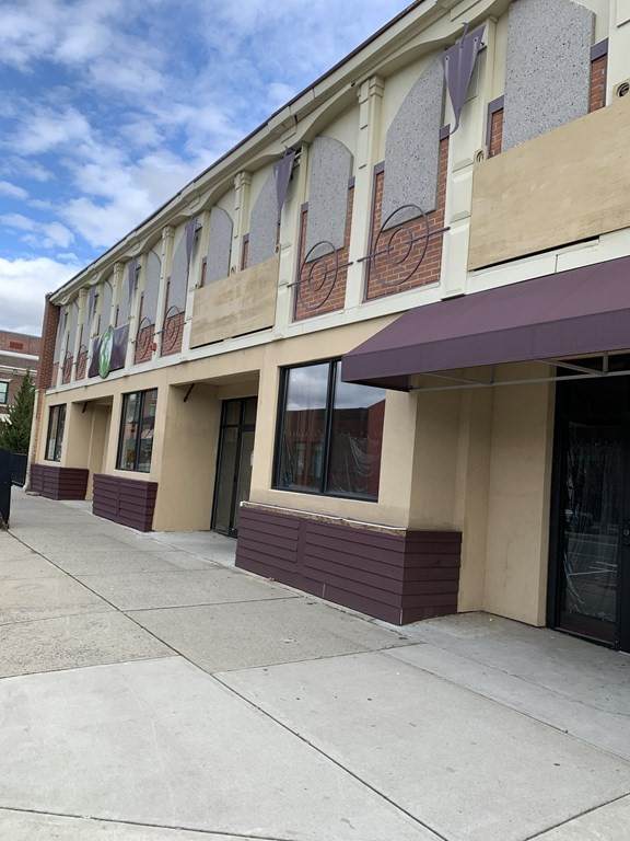 1021 Main Street - Photo 1