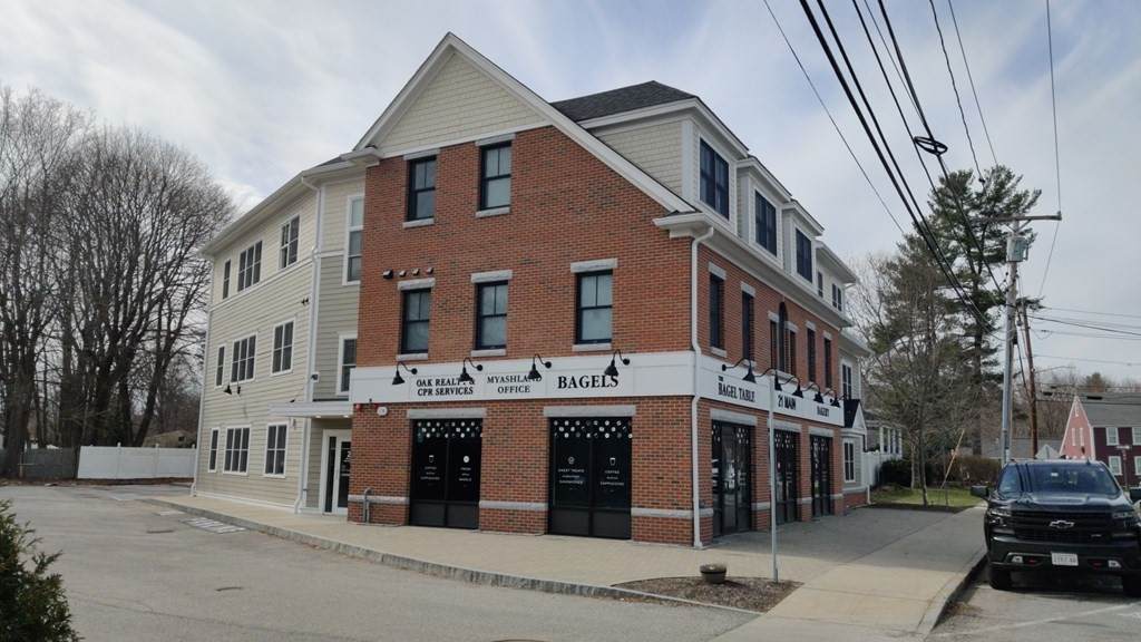 21 Main Street - Photo 1