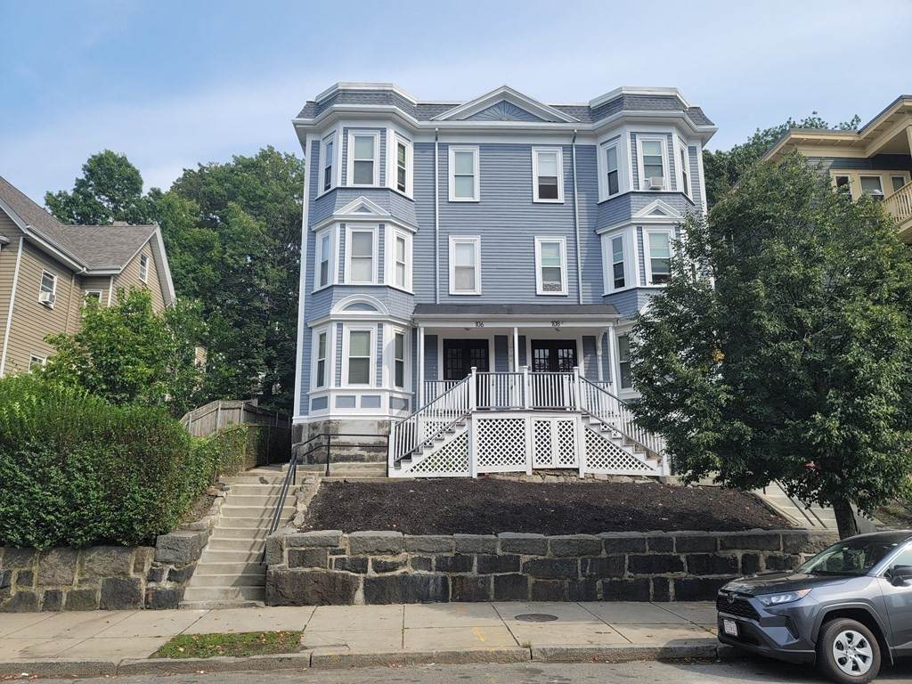 106-108 Hyde Park Avenue - Photo 1
