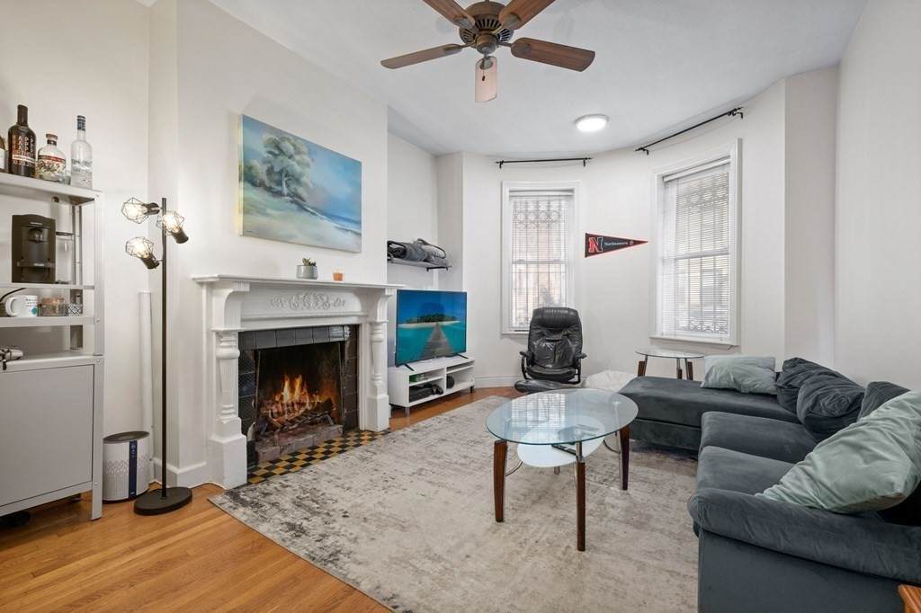 5 Albemarle St - Photo 1