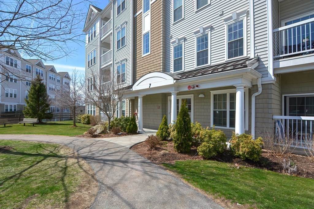 7 Morgan Drive - Photo 1
