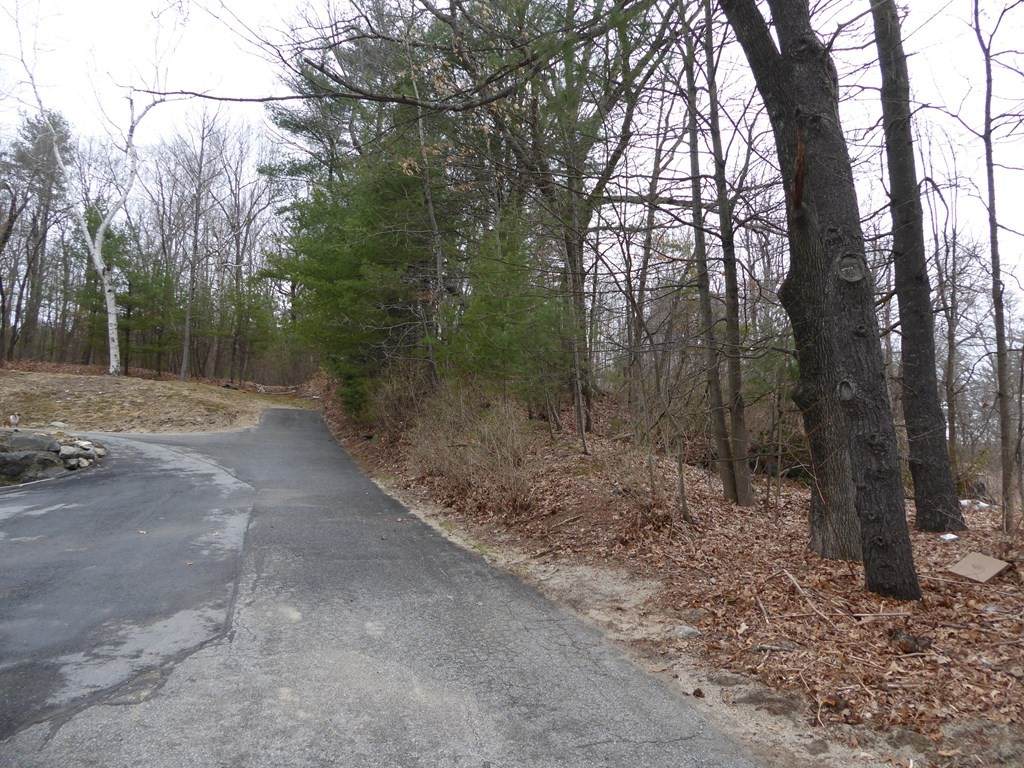 130 Quinapoxet St - Photo 1