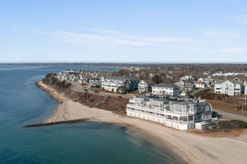 286 Grand Avenue - Photo 1