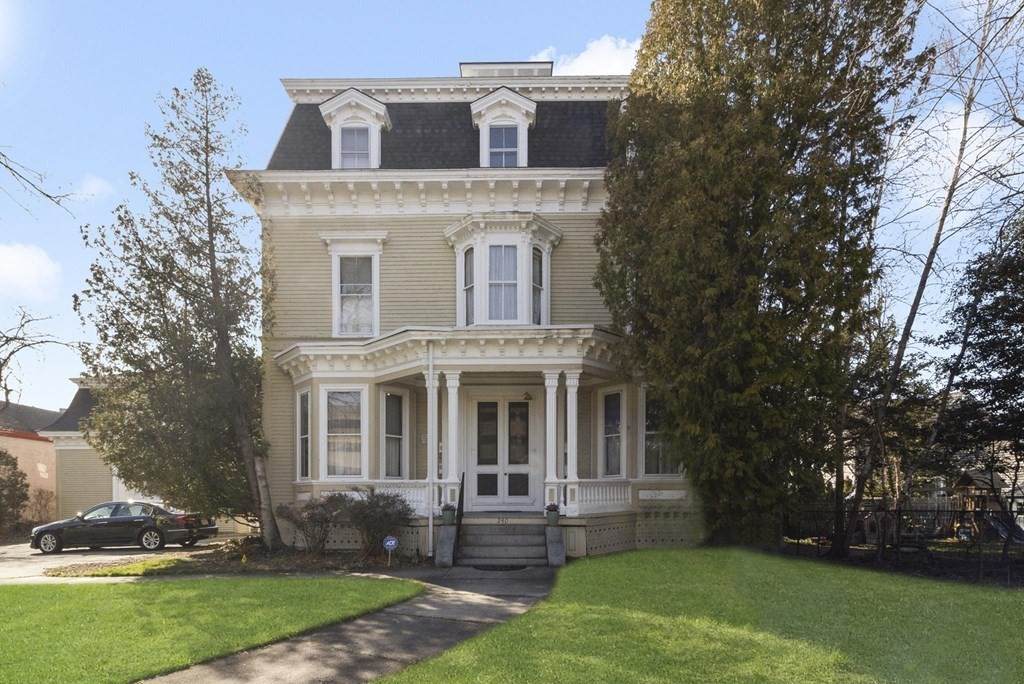 240 Highland Ave. - Photo 1