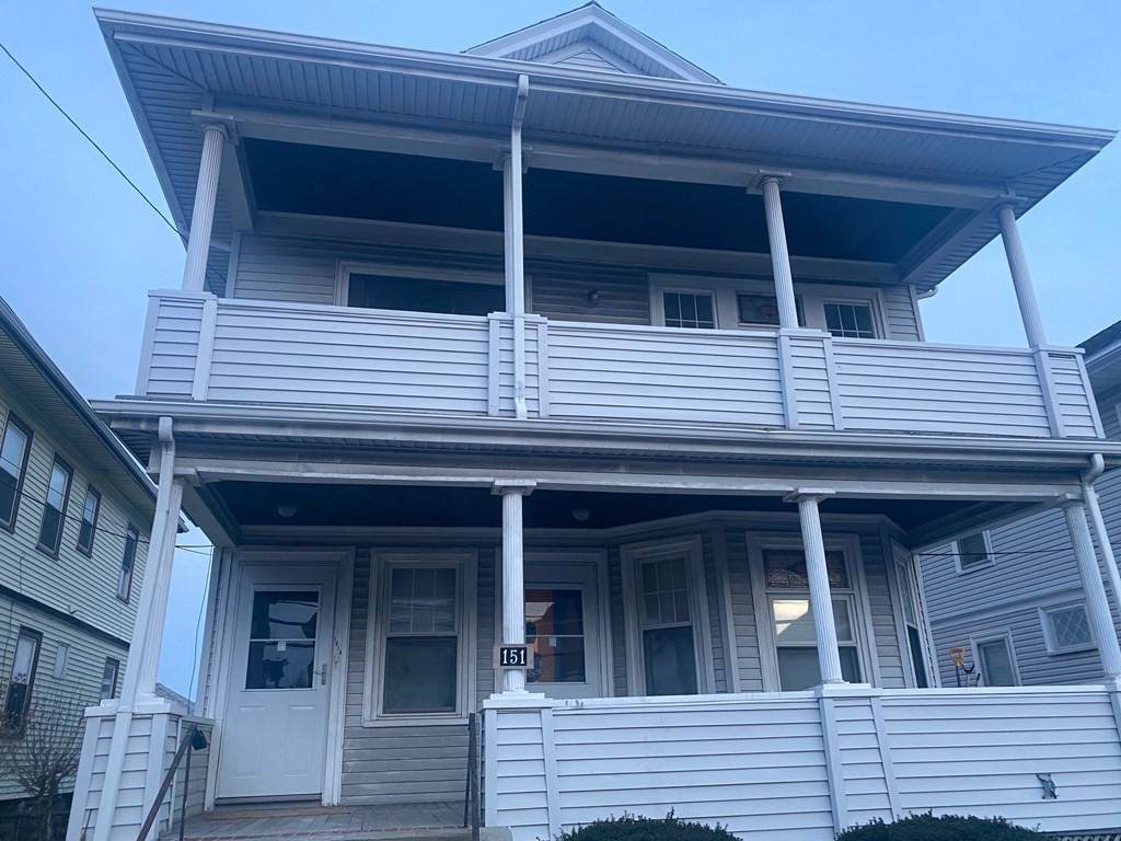 151 Middlesex Ave - Photo 1