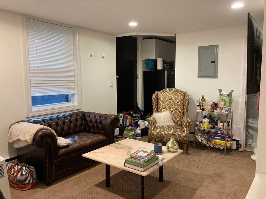 59 Pinckney Street - Photo 1