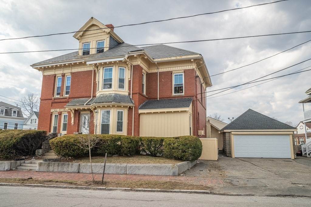 371-375 Main Street - Photo 1