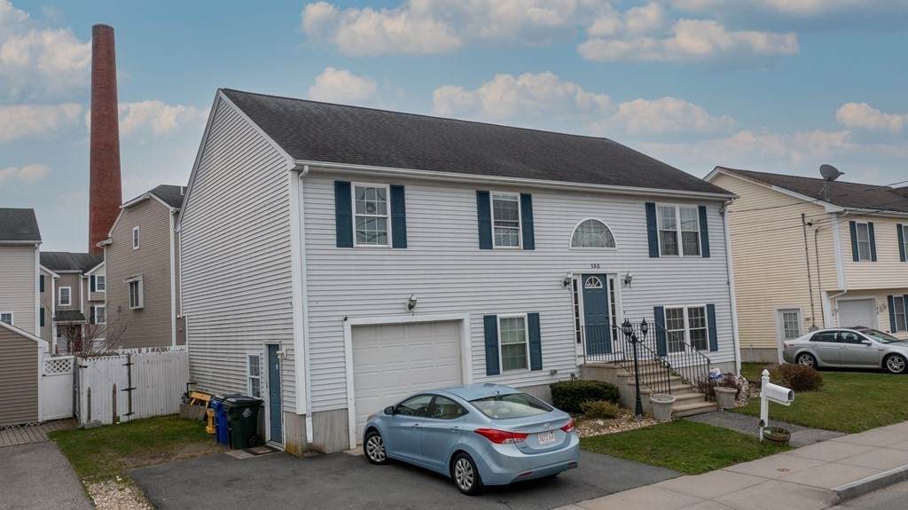132 Stevens - Photo 1