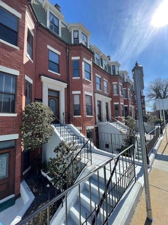 101 Court Street - Photo 1
