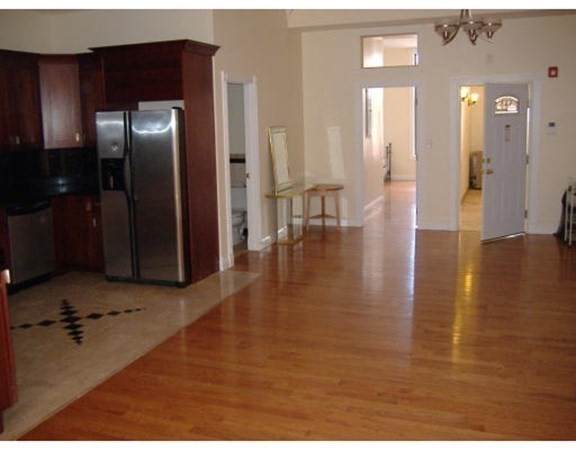50 Temple Place - Photo 1