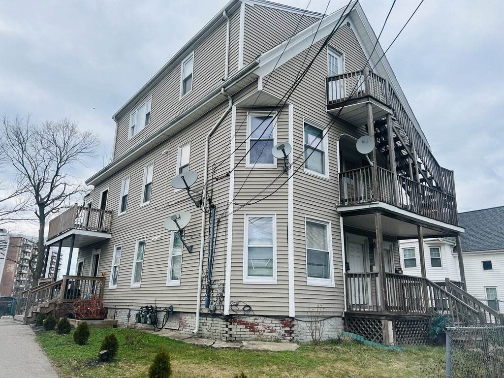 18 Watson St - Photo 1