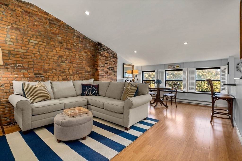 26 Hanson St - Photo 1