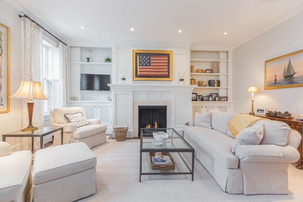 12 Walnut St - Photo 1