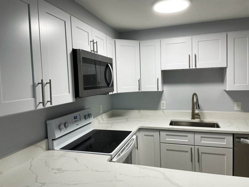 599 Cambridge St. - Photo 1