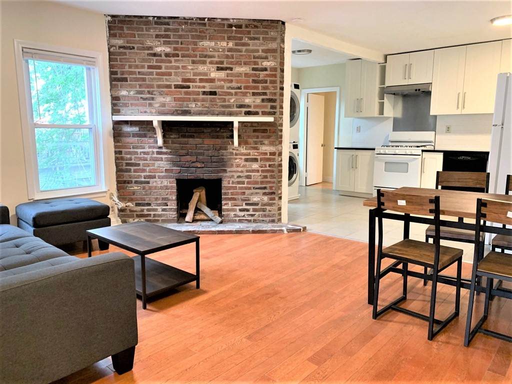 21 Bradbury St - Photo 1
