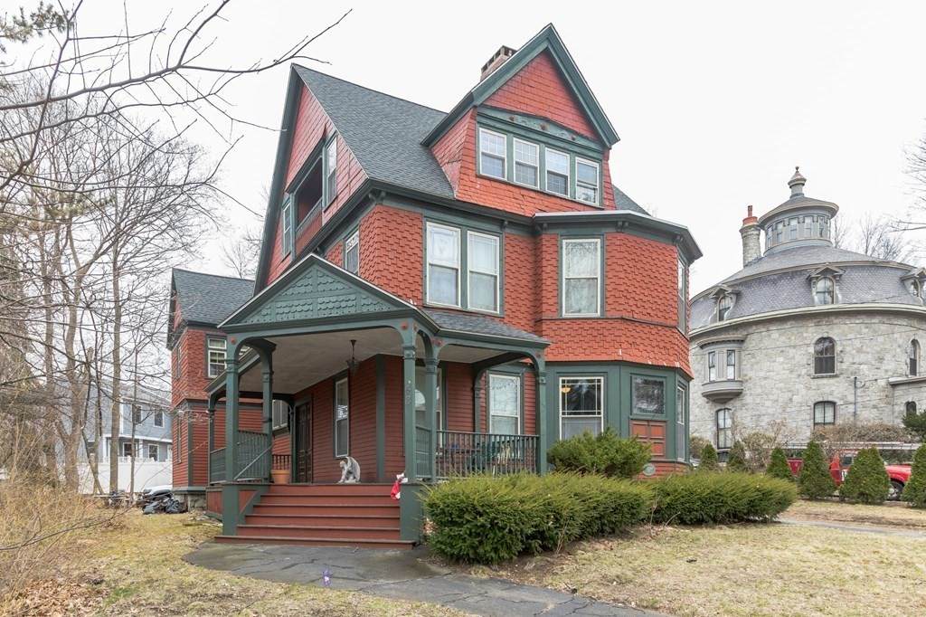 48 Wannalancit St - Photo 1