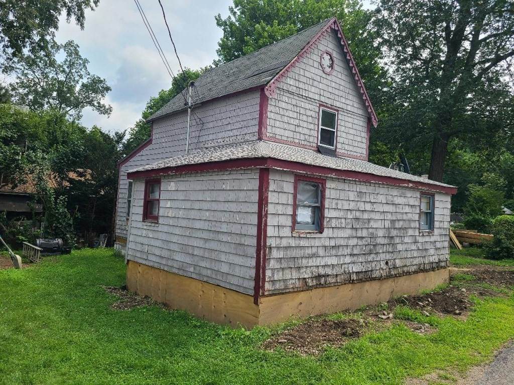 21 Myrtle Ave. - Photo 1