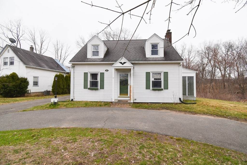 386 Poplar St - Photo 1