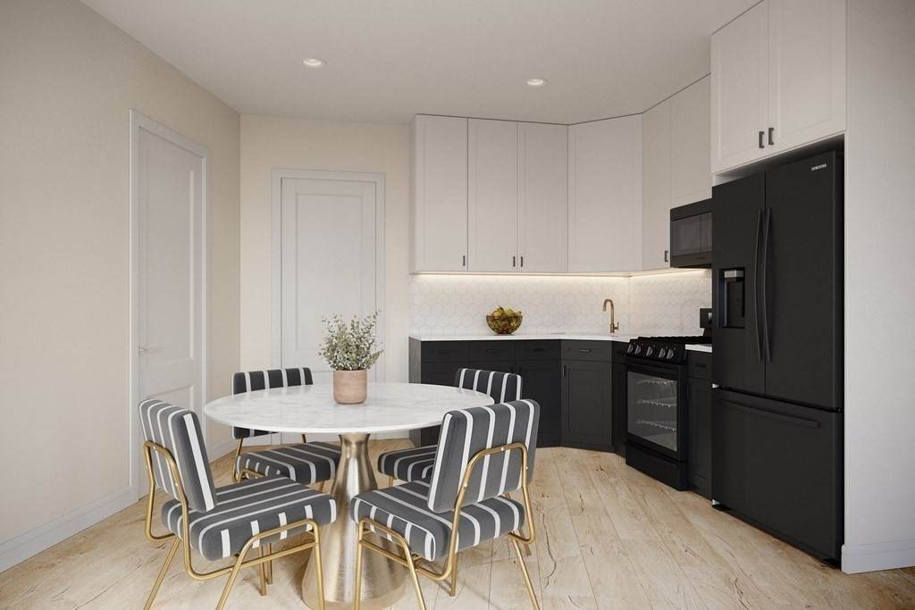 144 Old Colony Ave - Photo 1