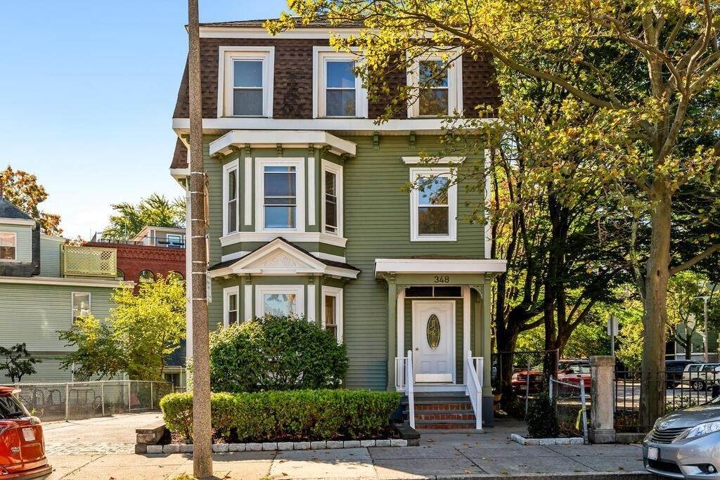 348 Centre St. - Photo 1