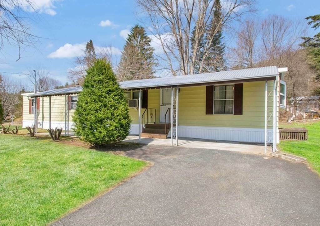 25 Riverview Circle - Photo 1
